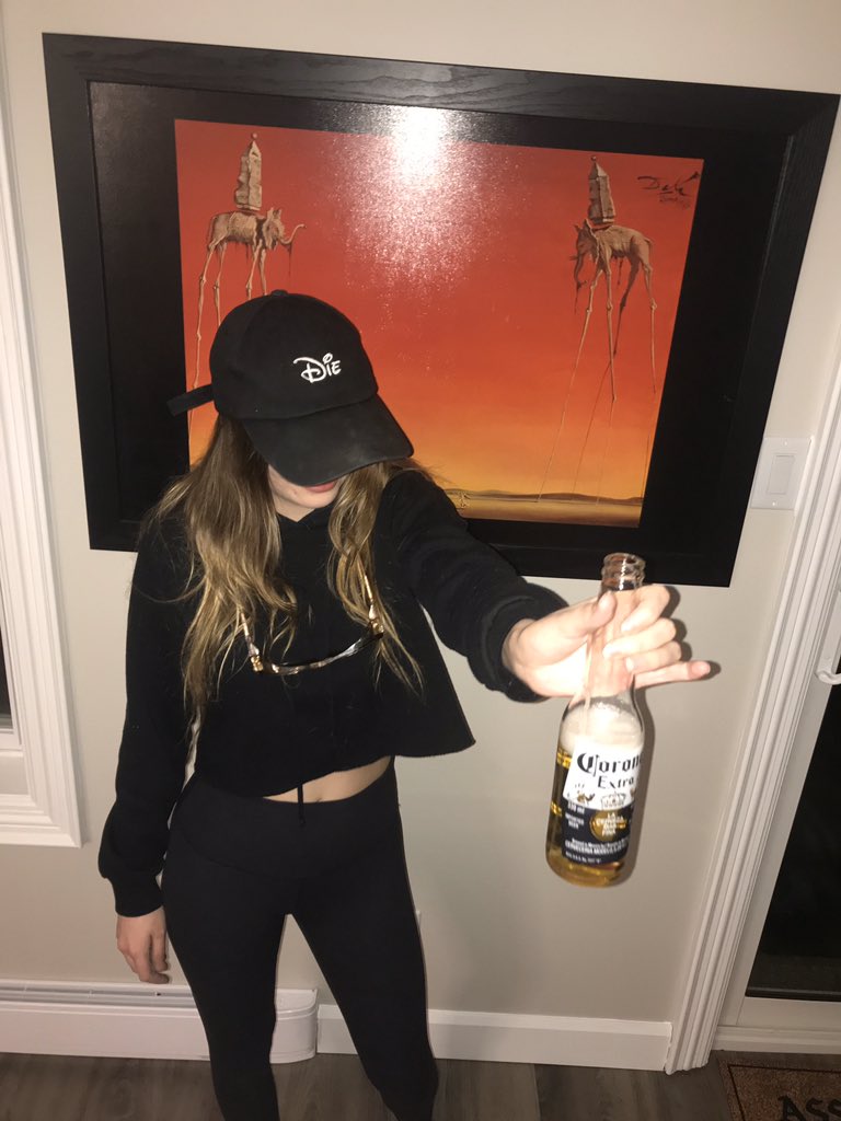 ajm4_'s tweet photo. Went all Tumblr This weekend :pp https://t.co/gGlkZfliuC