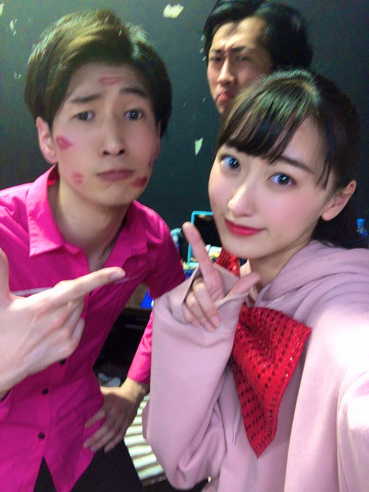 りょうさんに口紅塗ってキスしてもらいました りょうさんに口紅塗ってキスしてもらいました