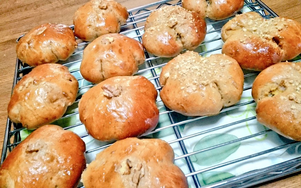 黒糖くるみパン