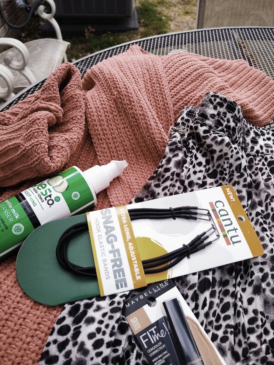 N A T O N Y A 🌿 tweet media