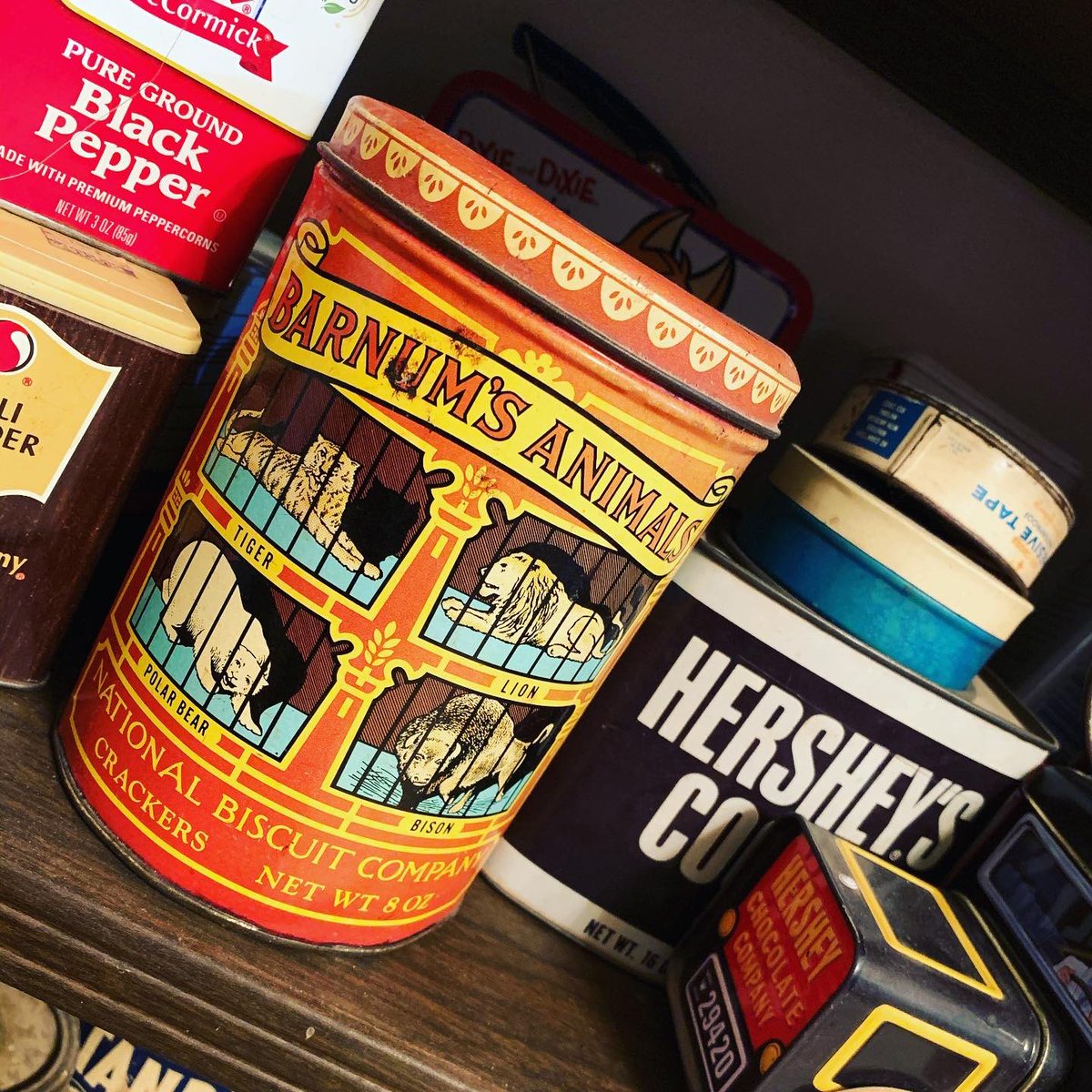 4ElenKate3's tweet photo. More #relics from my mom’s collection. When some things don’t make sense, remember the many, many more things that do: cookies with grandma, Snickers, why wait?, animal crackers, Hershey’s chocolate! #elenkate #findingbeautiful #boldbrilliantbeautiful https://t.co/eHt3OyfC19