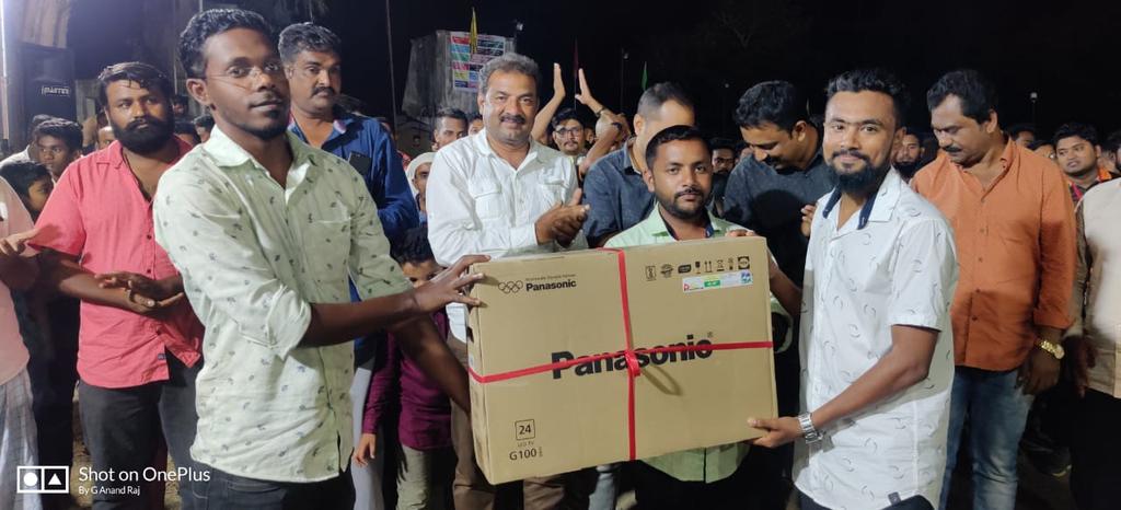onlineycob's tweet photo. Unity Group #Ograbraj lifts MG Cup T10 Night Cricket League-2020 organized by Youth Club Ograbraj. Apart from the winner trophy, both the teams were presented with a cash award of Rs 20000/- n 10000/- respectively. Adhyaksh, ZPSA was the chief guest. #YCOB #KheloIndiaInAndaman https://t.co/MzY32QTMsg