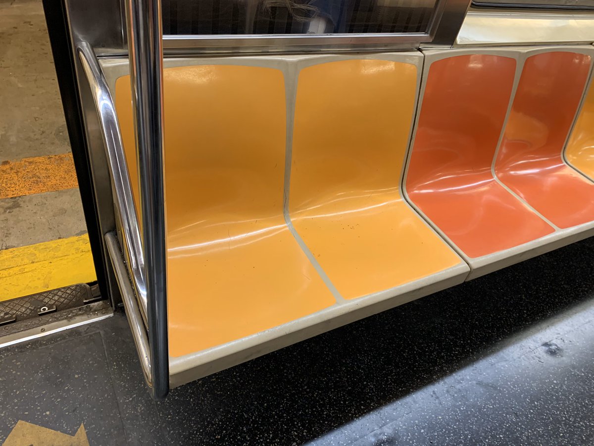 BeckyEMarshall's tweet photo. Hey @MTA...car 2289 on the 1 train definitely had some bugs on the seat...looks like it could be bed bugs. Disgusting! Hope you can exterminate ASAP.
@kitfufan https://t.co/aaXPj6cDAr