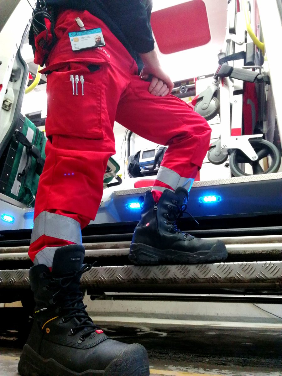 VarjoJani's tweet photo. Hieman tilanne muuttunut muutaman vapaapäivän aikana. Uusi viikko ja sen eka vuoro alkamassa. Koitetaanhan pysyä terveinä ja seurailla @THLorg ohjeita #COVID19 tiimoilta ☣️
@RySehl @Sairaanhoitajat @Tehy_ry https://t.co/ttL4YNEcgQ