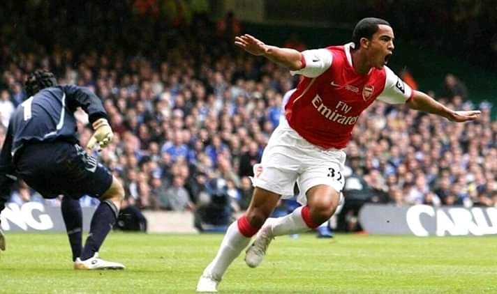 Happy 31st birthday to former Arsenal forward Theo Walcott. 