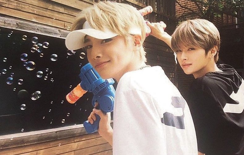 - day 75 ☆ ahaha,,,how have I never seen these pics before,,,I miss blonde innie,,,and lino too :((