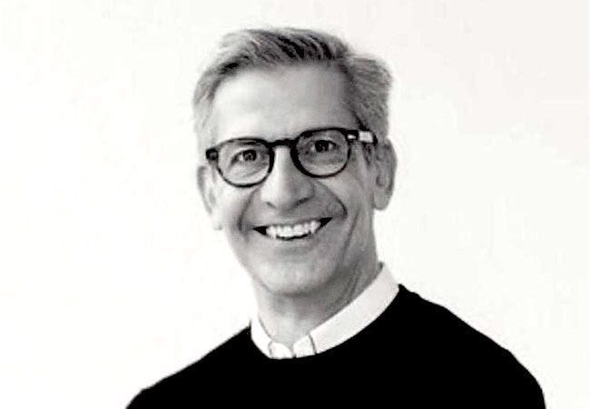 onshuis's tweet image. Heibel bij slaapkamerfabrikant Schramm Werkstätten. Mede-eigenaar Susanne Schramm heeft broer Alex aan de kant geschoven en leiding familiebedrijf op zich genomen. Vanaf 1 april met Bernd Schellenberg.
#interluebke, #leolux, #moebelindustrie, #schramm
interieurjournaal.com/familieruzie-b…