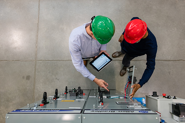 Operational Efficiency Improves with IT/OT Convergence - scadatechsummit.com/post/operation… <a href="/ROKAutomation/">Rockwell Automation</a>