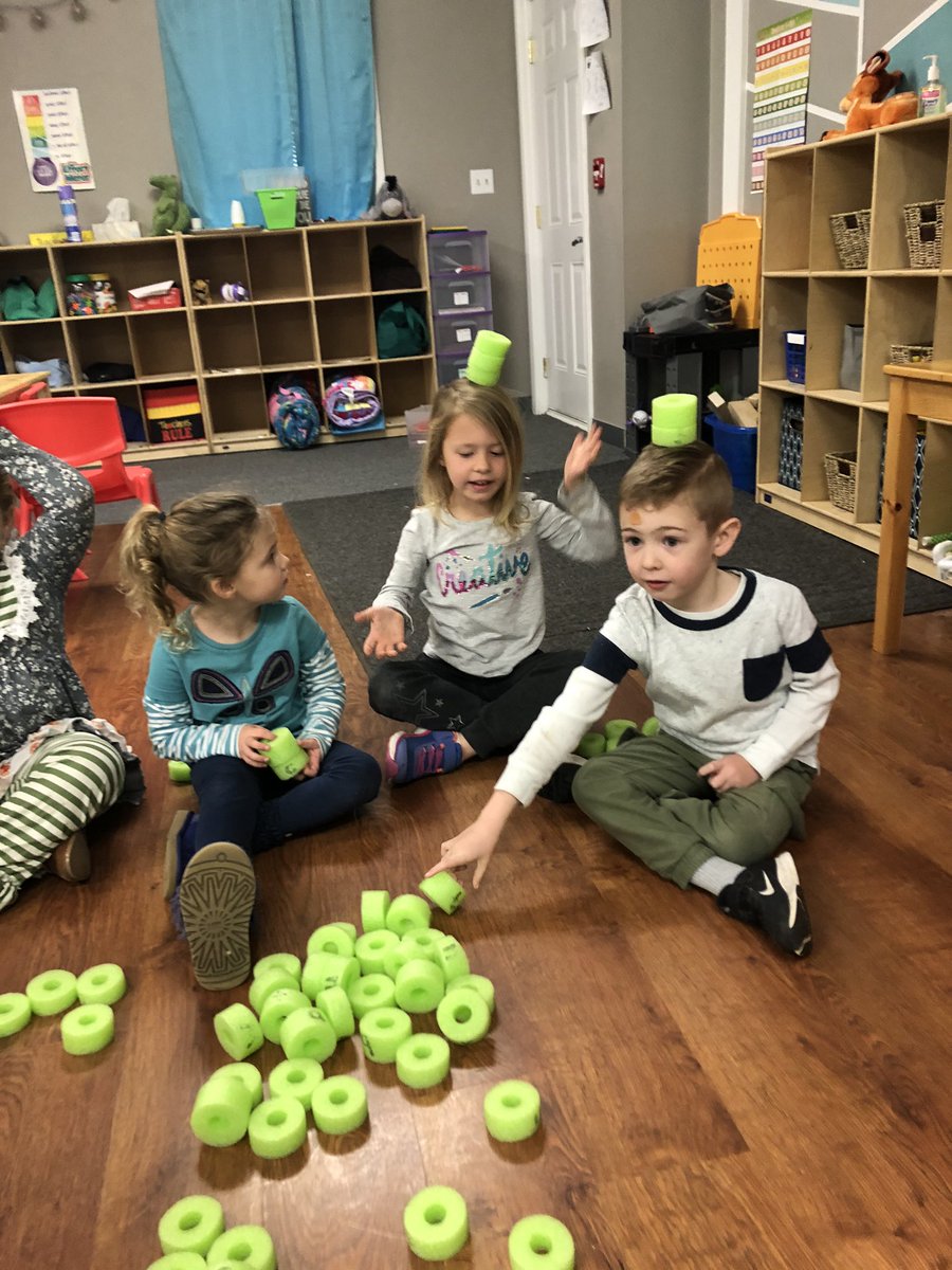 MsDesirae_LPS's tweet photo. Our friends listened to Ten Apple Up on Top. Now we are trying to balance ten “apples” on our head! https://t.co/a97QqFGGqS