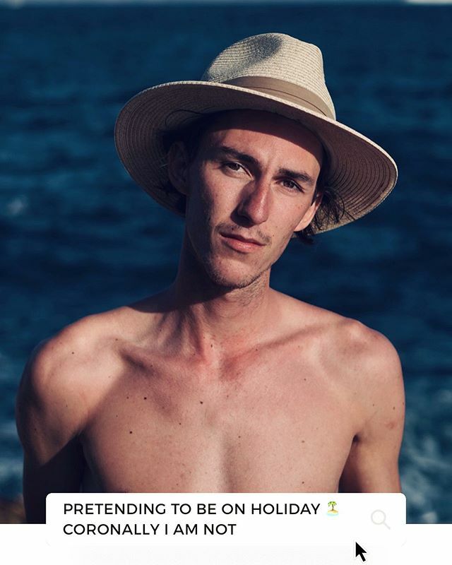 janniReisenauer's tweet photo. #STAYSAVESTAYHOME ! guess i am not going on afterseason holiday 🏝 DO NOT WANT TO COMPLAIN !! want to keep my and your beloved ones save ! hope you do it to ! home is fun too 🏡 🥰 and if you somehow conquer the endboss and finish all shows on netflix -… https://t.co/1TEqQ7Kaig https://t.co/ANM1dASSOe