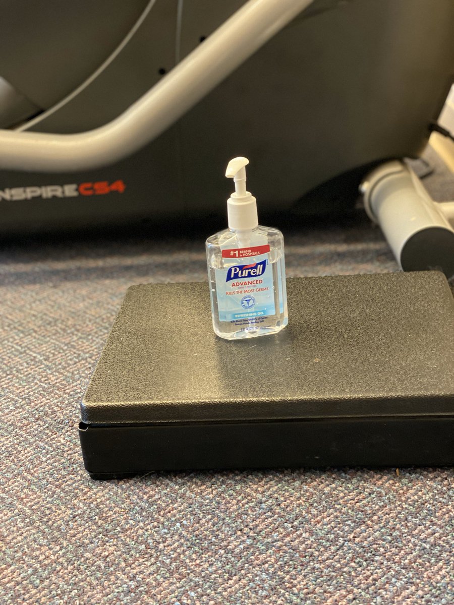 Hunterivera18's tweet photo. Since #Corona2020 has taken over the gym, my only client today requested a photo shoot and I obliged. #sanimodel https://t.co/1ooq99XXLr
