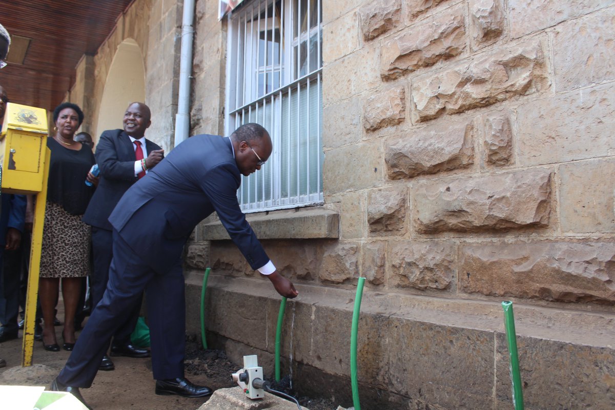 TransportKE's tweet image. Earlier today, the transport CS, @JamesMacharia_  inspected the Nairobi Railway Station and Nairobi Central Bus Terminus to assess the level of prevention measures being taken to prevent the spread of the COVID -19 virus. #covid19kenya