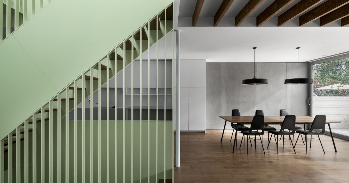 Home renovation puts dramatic sage green staircase center stage curbed.com/2020/2/24/2114…