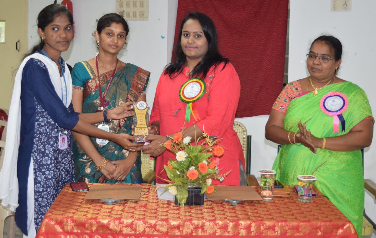 IFET_CE's tweet photo. #INSPIR EXPO 2020 an Intra College Project Exhibition was held to showcase the projects of students from the Department of IT, ECE, CSE, MECH, EEE and Civil Engineering. We delighted to share that our remarkable chief guests were our Alumni. https://t.co/7ARTZOro7K