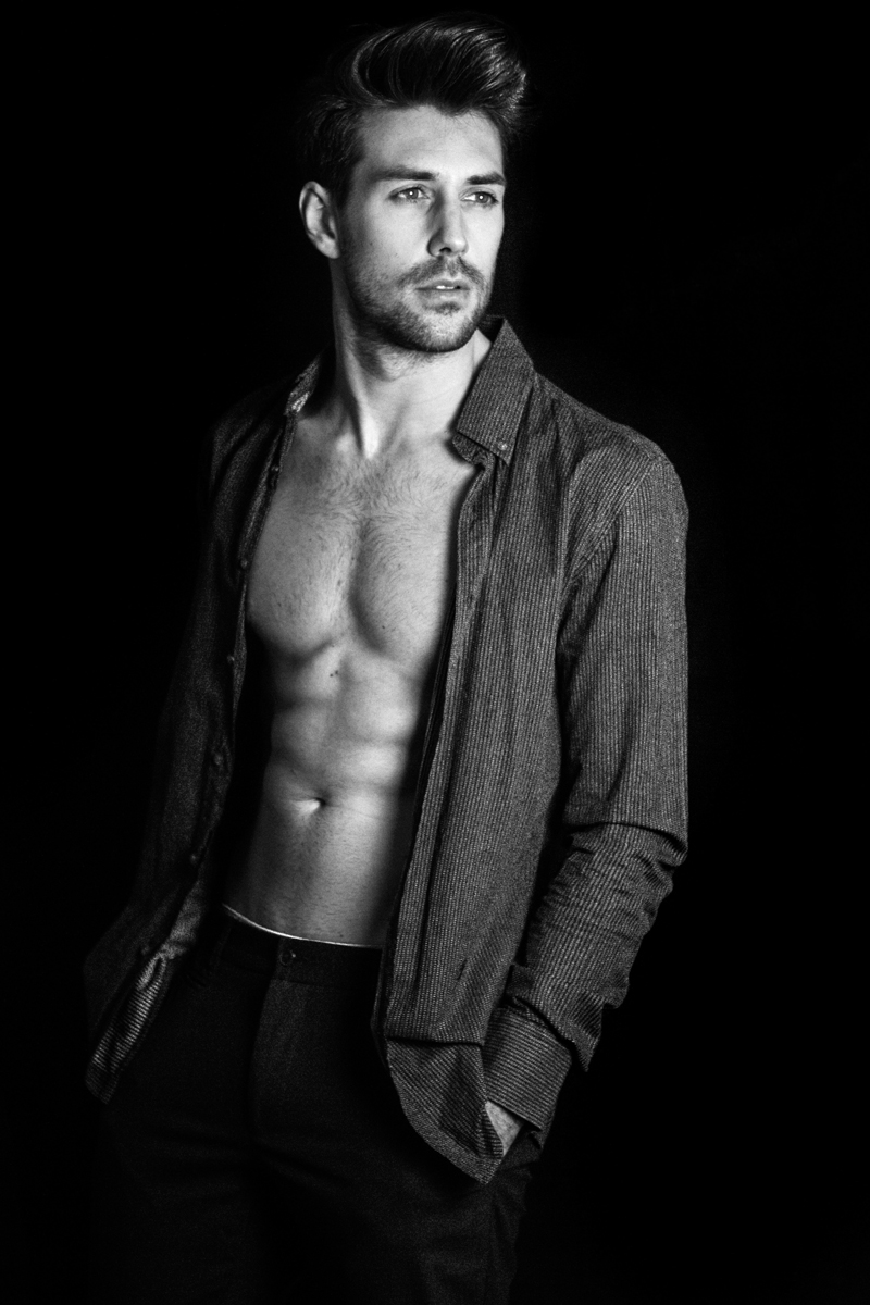 Anthony_Lorca's tweet image. New beginnings are often disguised as painful endings.
.
Photo: Aurora
#anthonylorca #malemodelscene #menmodels #madridmodelo #malemodelphotography #malemodelshoot #fashionmodel #modelos #modelmadrid #frenchactors #actormadrid #photoshoots #modelspain #influencermadrid