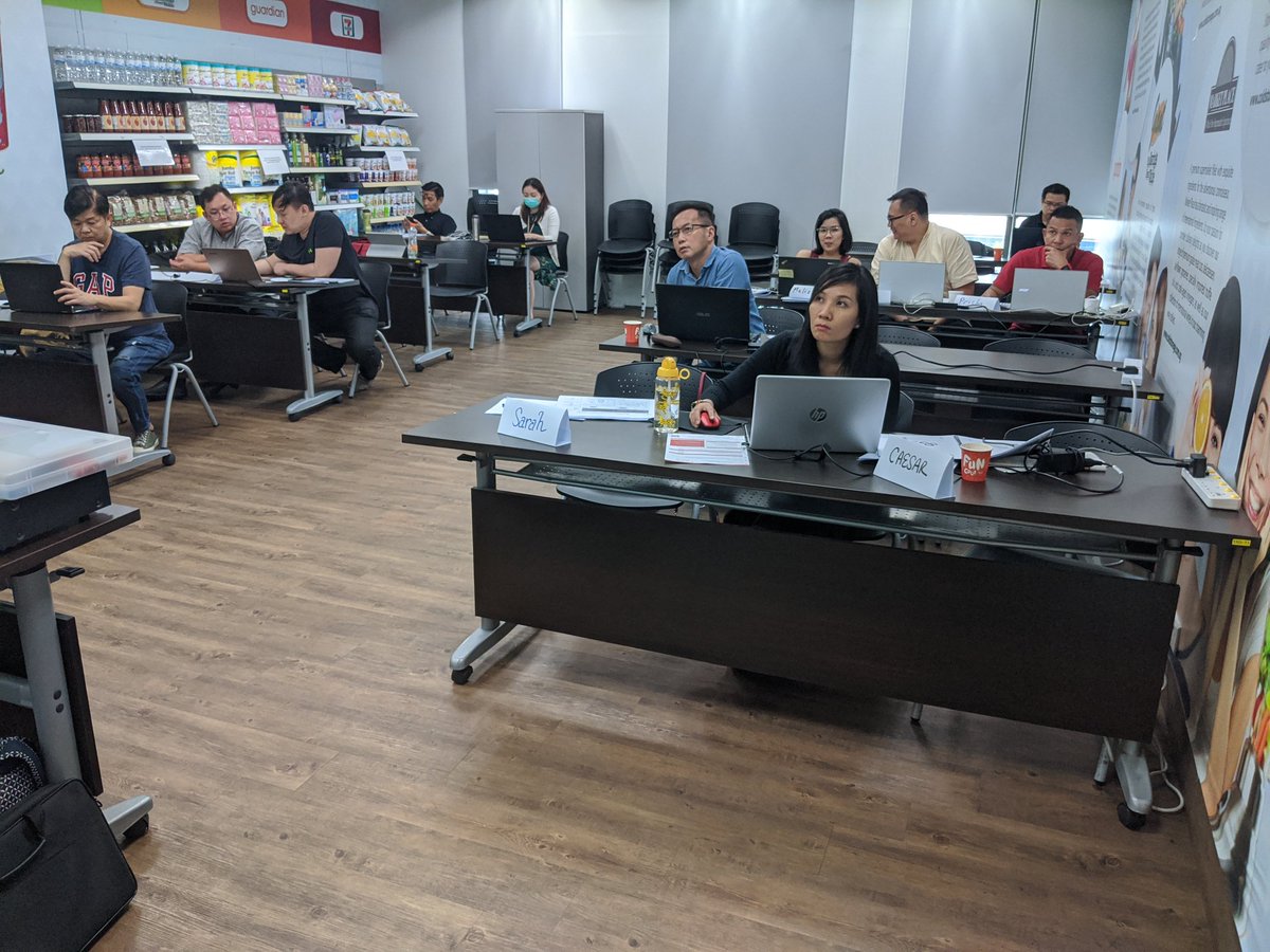SELLinALL's tweet photo. Singapore Institute of Retail Studies along with NANYANG Polytechnic conducted #SELLinALL certified professional training program focusing on the topic “SELL ANYWHERE SELL EVERYWHERE”. A total of 10 sellers from Singapore participated in this program that was held on 4th of March https://t.co/4aSx723s8R