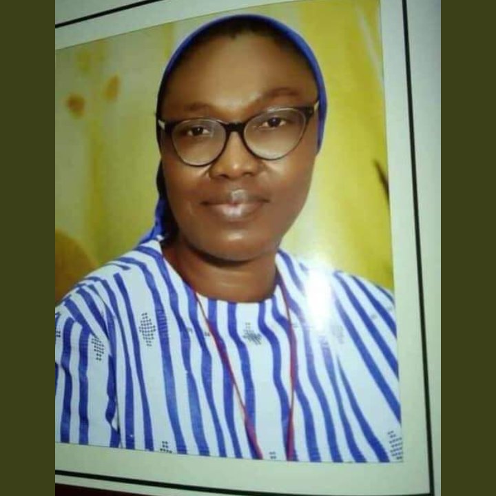 RIP!! Mrs Henrietta Aloha 
Heroine of the black Sunday🖤🖤😤😢
Died saving 300 destinies
#festacexplosion