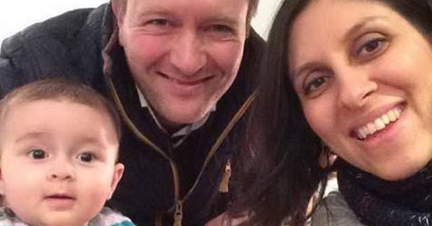 HuggaMugga2's tweet photo. .@labourlewis Daughters need their mums pls sign &amp; share https://t.co/Ea508YRKdq https://t.co/VKUgnAGg0w