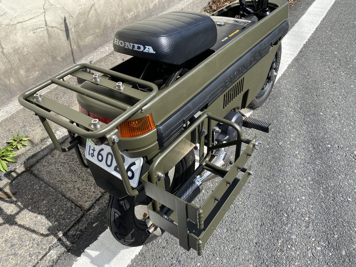 るぅ ありがとう Twitterissa 陸上自衛隊偵察用モトコンポ 大まかな形は完成 無線機の代わりに5lジェリ缶 を詰めるようにサイドガードを加工 あとはステンシル作って文字入れたり自衛隊コスプレ道具集めたり