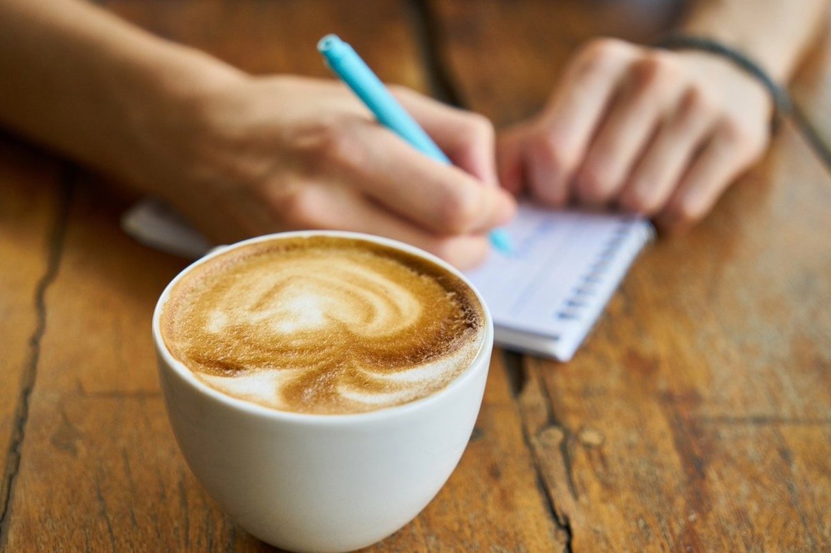 HIMaidenhead's tweet photo. Plans for today? 🤔

1) Coffee
2) Explore 😊❤️ https://t.co/4e2orxQbHw