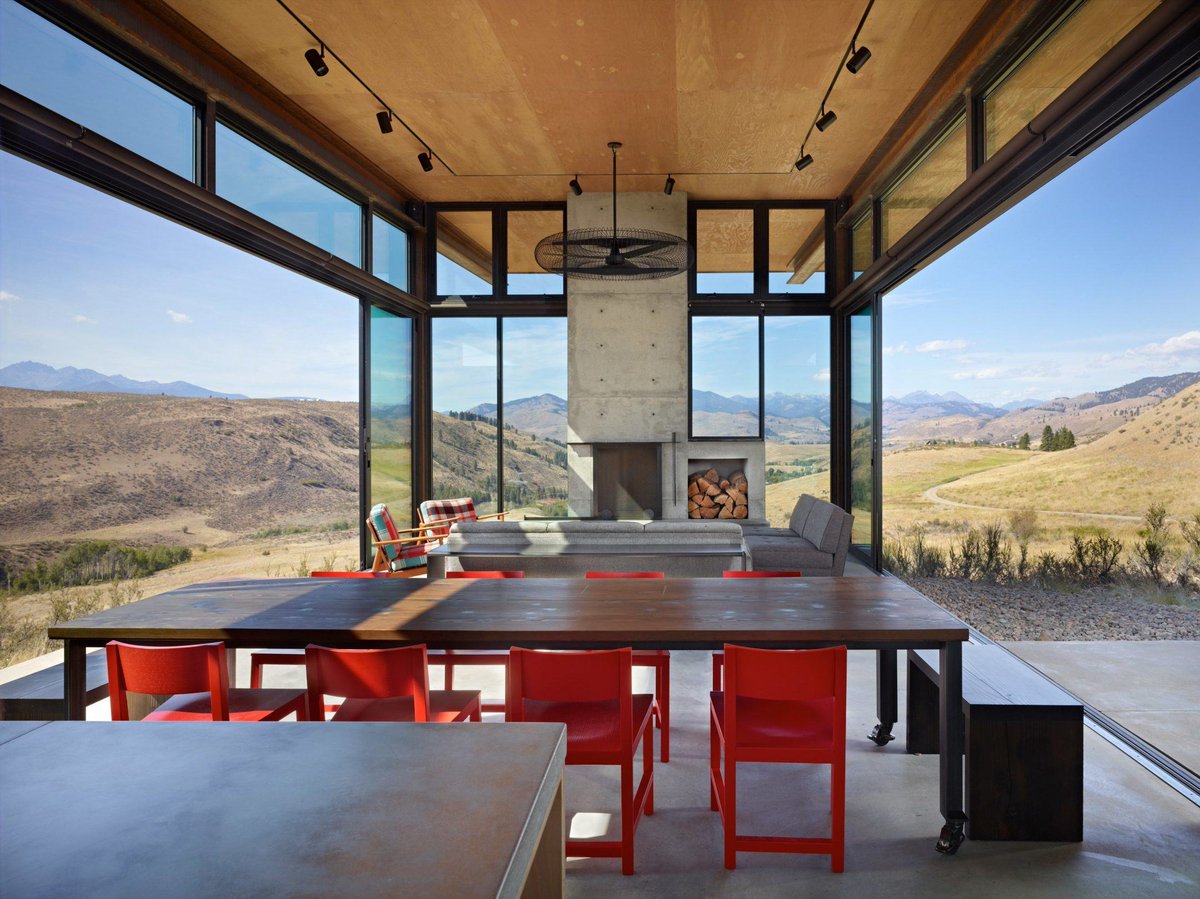 designverse1's tweet photo. 【 #designverse #VerseFocus #architecture #design 】
🥰#OlsonKundigArchitects —Studhorse @olsonkundig 

😘For details, plz visit: https://t.co/dbuTg7XeBY

#architecturaldesign #residential #house #LA https://t.co/y60zXHGHZq