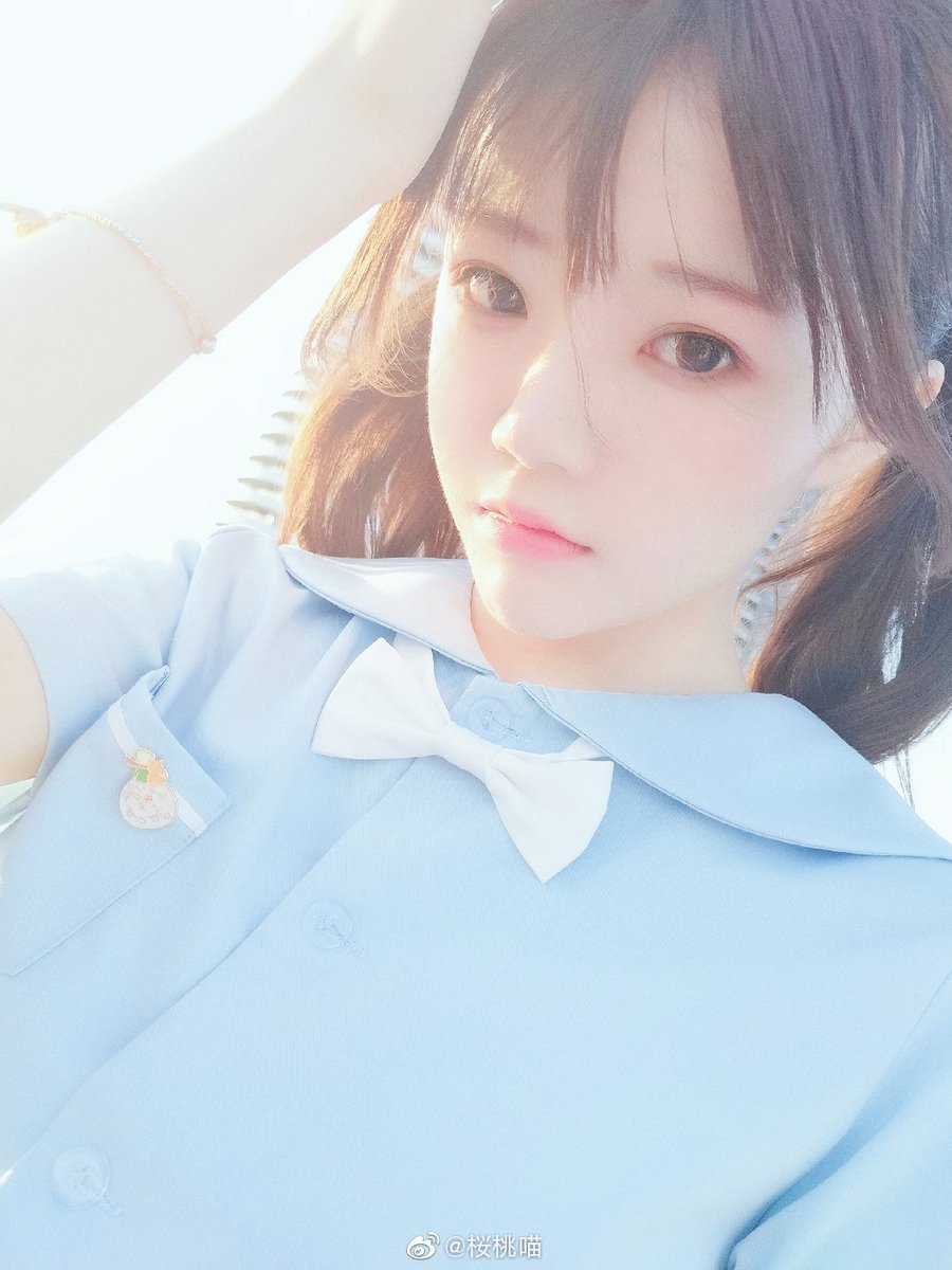 #女子高生

🌼 https://t.co/BVBtdcsTqE