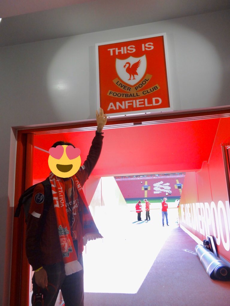 ouga_mixbox's tweet photo. 初のアンフィールド観戦一人旅。
必ずリベンジしに来るぜ。次こそ絶対「THIS IS ANFIELD」を！　#LFC https://t.co/wsFD0Aja6t