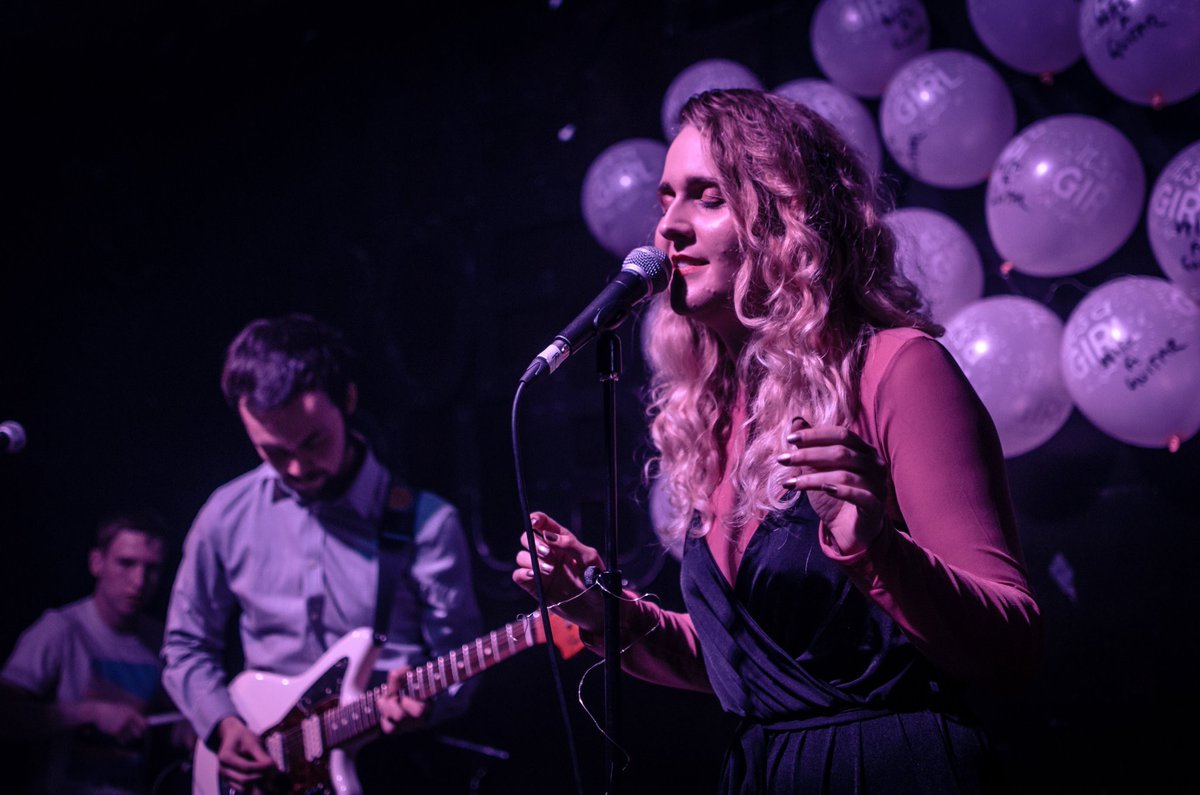 loudmammoth's tweet photo. We had an amazing weekend in Glasgow supporting our friends @lemondrinkband! Thanks to everyone who came! 🎤🚗🍋 (📷: @andygerrie) @LNFGlasgow https://t.co/ds5HNnFcWh