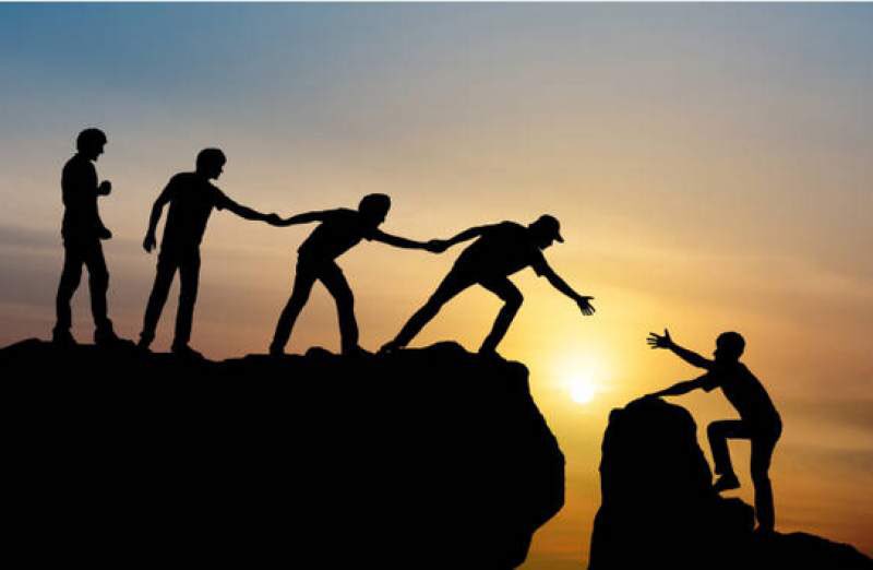 Primera videoconferencia a través de #meet con mi alumnado de 6º, de 24 alumnos de han conectado 23. Ha sido maravilloso. Les he explicado cómo vamos a trabajar, sin agobios, sin prisas pero sin parar. Estaremos en continuo contacto.