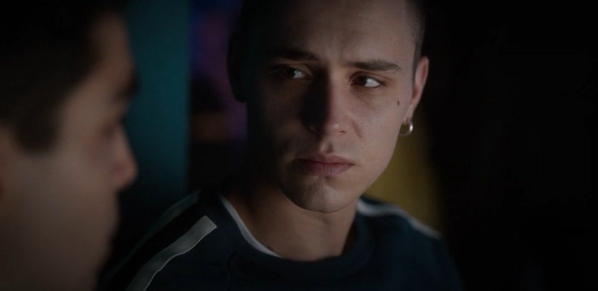 Cristianosmile's tweet image. ALERT! SPOILER #Elite3 

‘Che vuoi che faccia? 
Di cosa hai bisogno, dimmi’ 
‘Di te’ 
🥺🥺 
#EliteNetflix #Omander