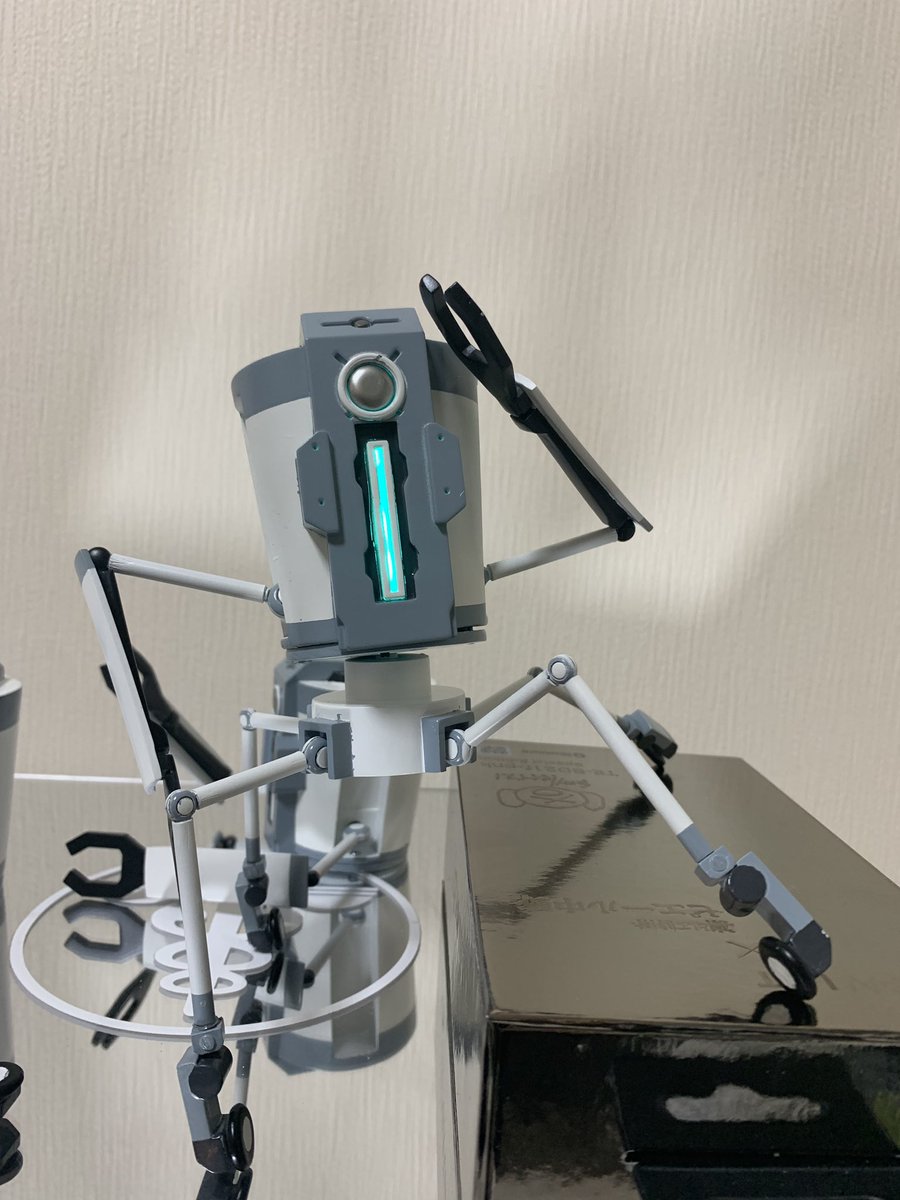 カイザー ドミネーターとsg型とダンゴムシ工場 Na Twitteru Psycho Pass鑑識ドローン とりあえず 時間がなくてそのままロールアウトしてたが フニャフニャだった足の関節ロール軸に瞬着流して 固定してやった いろんなポーズを安定して取れるようになった
