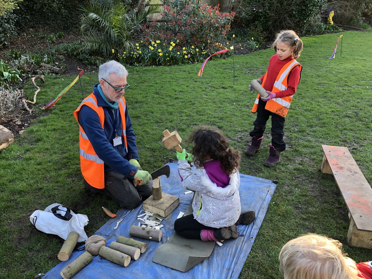 WildAboutPlay's tweet photo. Check out some of our explorers creating and designing their very own mallets, made from fallen branches found while on our walks in #Barnes common!  #MondayMotivation #outdoorlearning https://t.co/f7WzwmOr4d