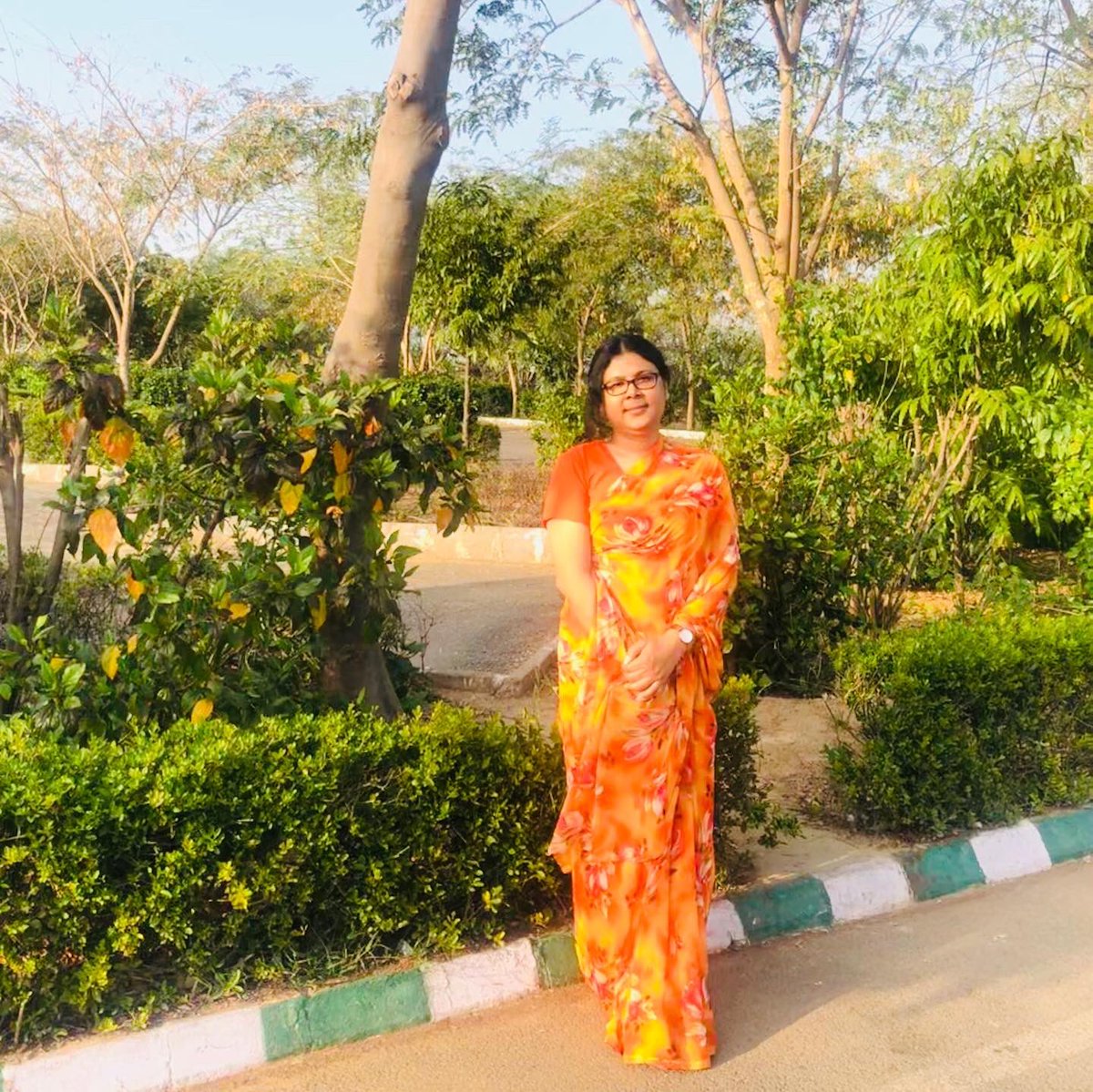 SapanKayCee's tweet image. कोशिश करलो लाख तुम मुझको कभी भुला न पाओगे  , मे इन हवाओ मे हूँ , तुम्हारे दिल की हर धड़क मे हूँ , तुम्हारी हर सास मे हूँ , तुम्हारे ख्वाबो की हक़ीक़त हूँ , तुम्हारे जिस्म की रूह हूँ और तुम्हारे जीवन की कहानी हूँ  . #myshayari #mythinking #andazéshayarana