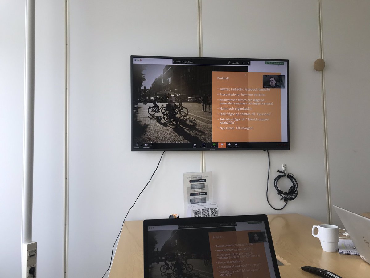 PeterBrisman's tweet photo. Nya sätt att gå på konferens #mob20 https://t.co/nzmTYi0aQY