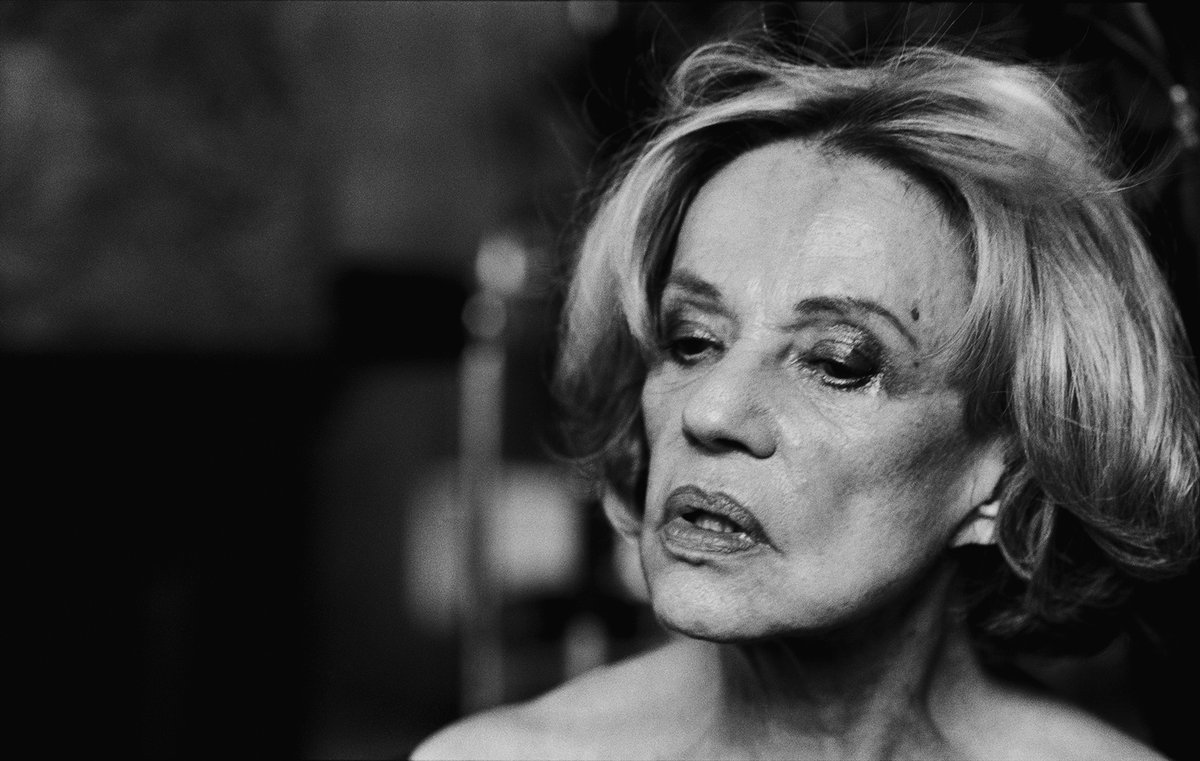 peterlindbergh's tweet photo. Zhang Ziyi, Florence, 2017
-
Jeanne Moreau, Paris, 2003
-
Georgia Frost, Los Angeles, 2006

#LindberghUntoldStories https://t.co/gDjGpglGTd