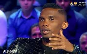 56ème jour d’épidémie, toujours aucun symptôme, j’ai tout d’abord rappelé au Corona qu’il n’a jamais été un grand virus, il était un bon virus.