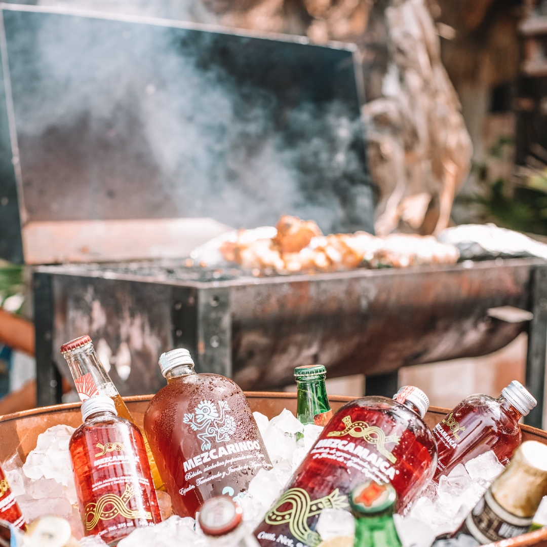 Every weekend, enjoy our Parrillada in the company of <a href="/lasmezcas/">Las Mezcas</a>
.
#desconexión #lasnubesdeholbox #holbox #paradise #hotel #hotellasnubes #hoteles #hotels #hotelier #hoteldesign #beautifulhotels #luxwtprime #islandlife #islandlife #beautifulhotels #beachhotel
