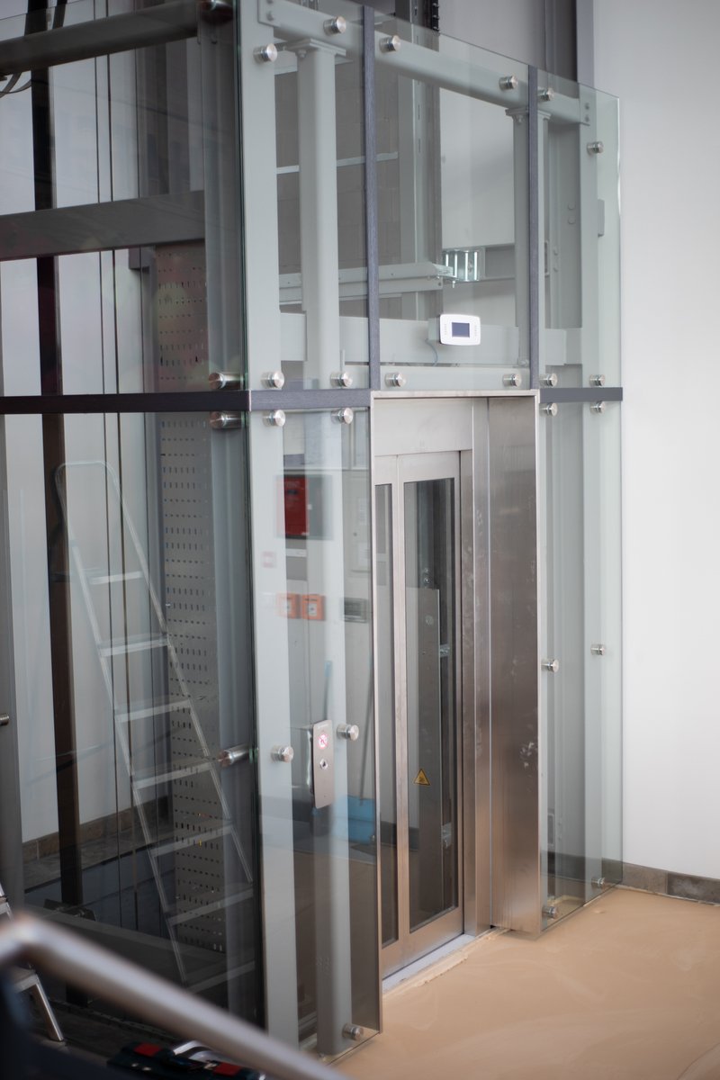 Bespoke Frameless Glass tweet media