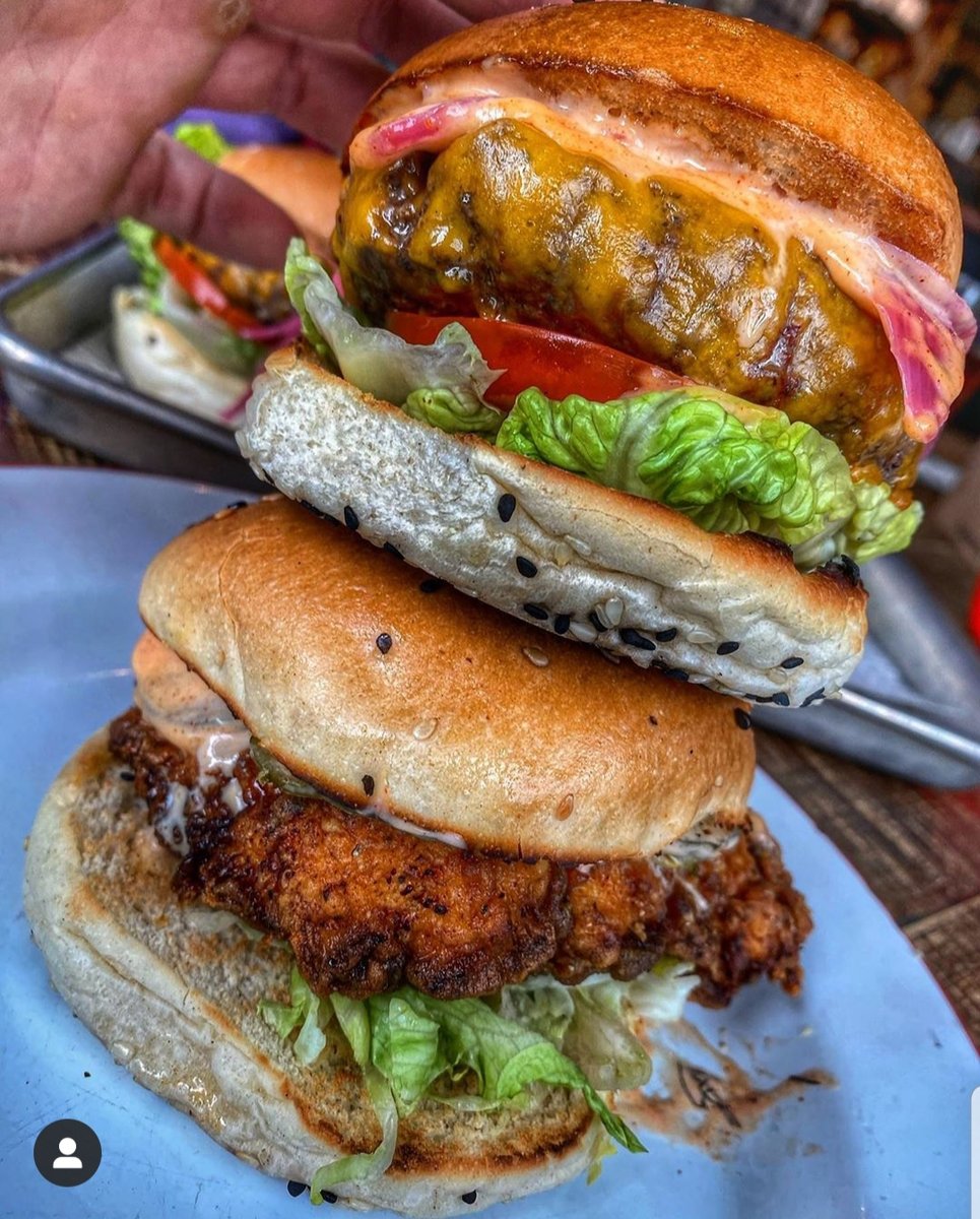 The Rickety Press (@ricketypress) on Twitter photo Epic #BurgerMonday regram from @charliesharesfood πππ The Dodo Burger and the Mushroom Man, five quid each today!!β 
.β 
#oxford #oxforshire #foodporn #food #localpub Epic #BurgerMonday regram from @charliesharesfood πππ The Dodo Burger and the Mushroom Man, five quid each today!!β 
.β 
#oxford #oxforshire #foodporn #food #localpub