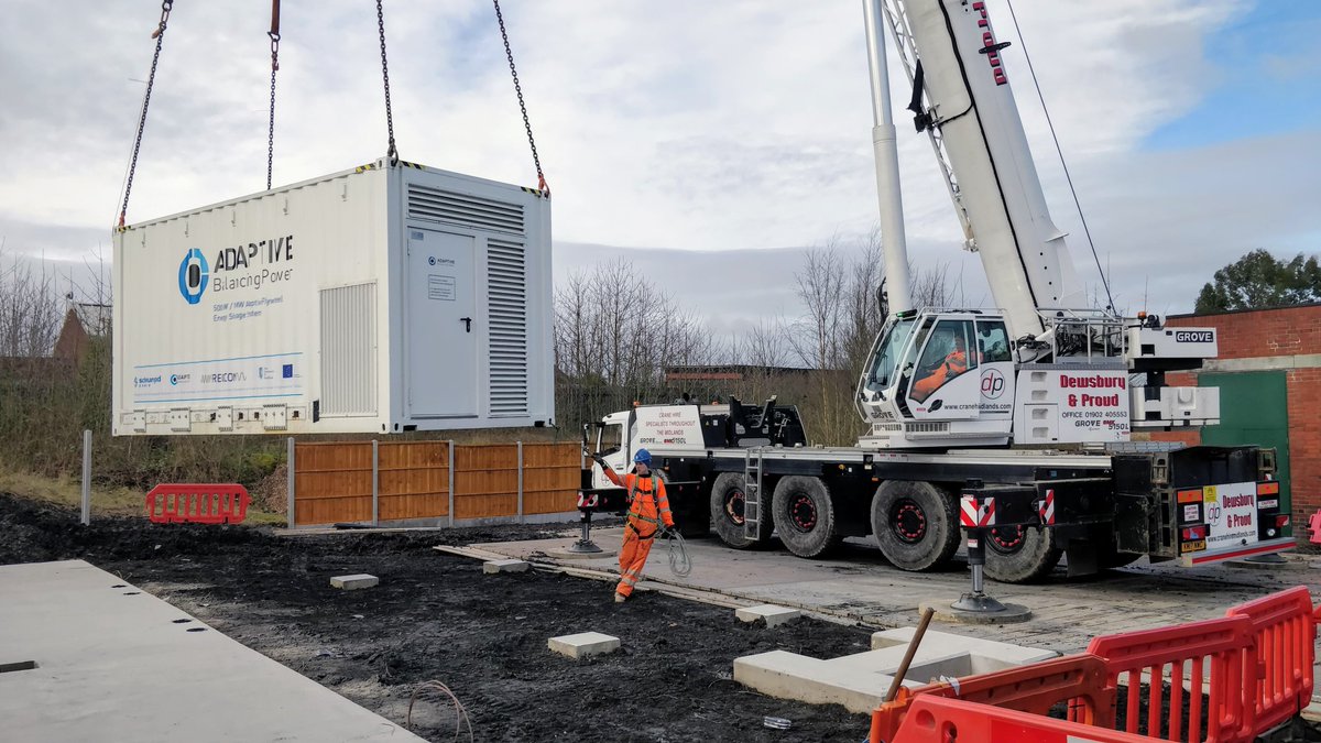 gladwin_dan's tweet photo. The flywheels and the inverter have arrived at our 11kV energy storage facility ready to be connected and commissioned. #EnergyStorage #Flywheels @TUoSEEE https://t.co/DssNk2bFgK