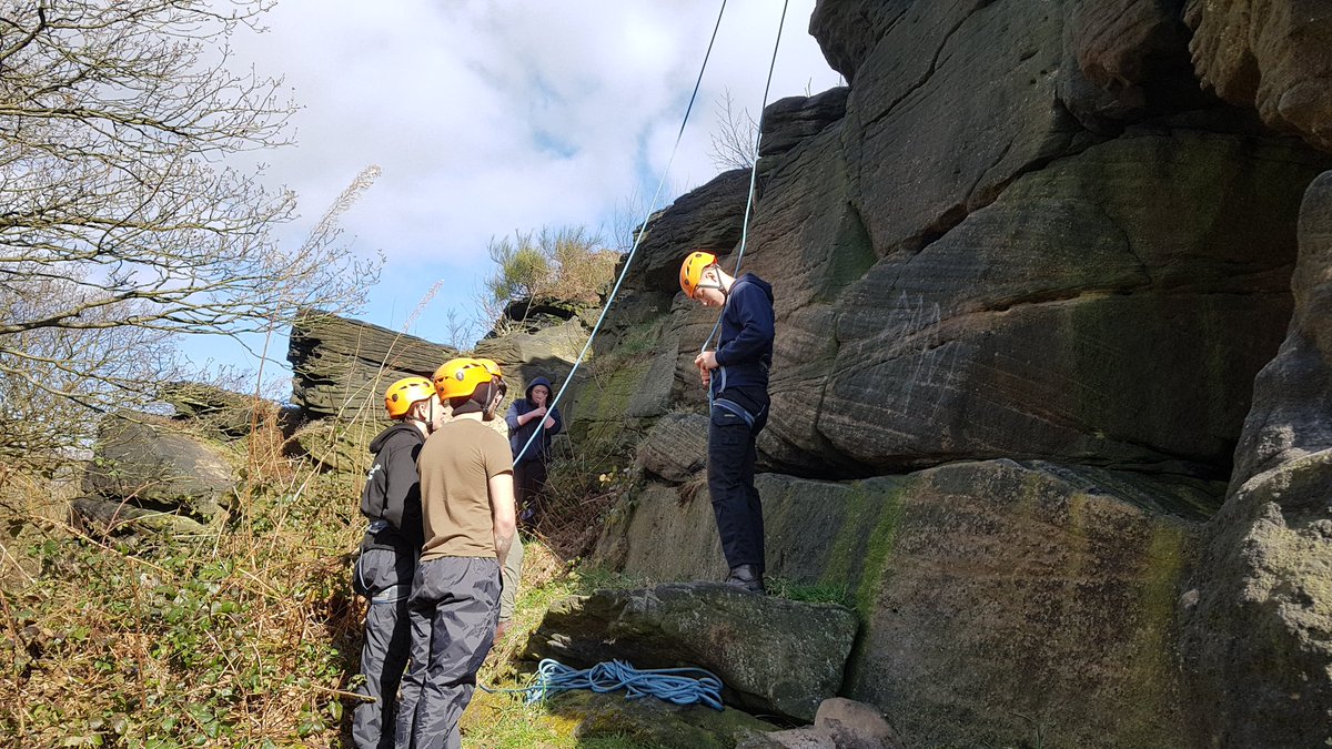 Rickme11or's tweet photo. @CalderdaleCol Outdoor Ed students finally get a dry day on the crag. https://t.co/LbKkow7X5U