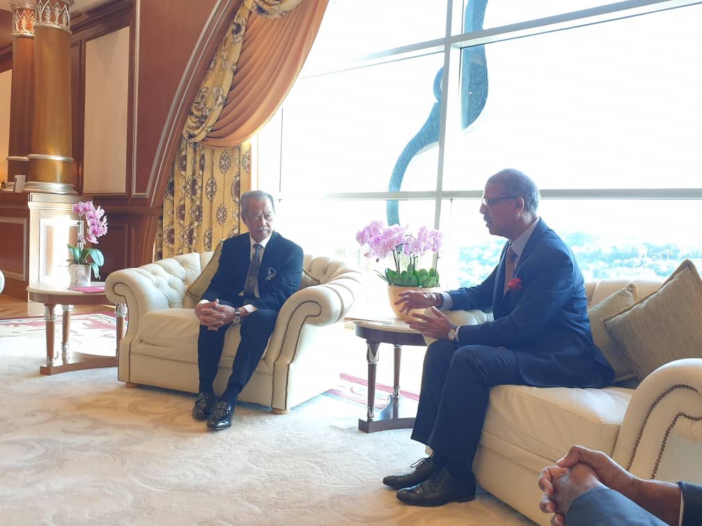 hcikl's tweet photo. High Commissioner called on Hon’ble PM @MuhyiddinYassin &amp; handed over congratulatory letter from PM @narendramodi. Thanking PM Modi for the letter, Malaysian PM expressed keen desire to strengthen ties with India.  @PMOIndia @DrSJaishankar @MEAIndia @MalaysiaMFA https://t.co/z9uVvFY1eL
