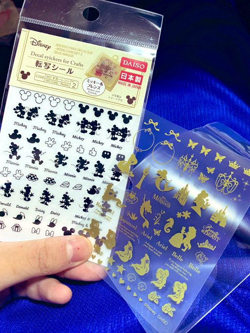 ダイソーのディズニーシールが可愛すぎる シールの種類を紹介します Mintの記録