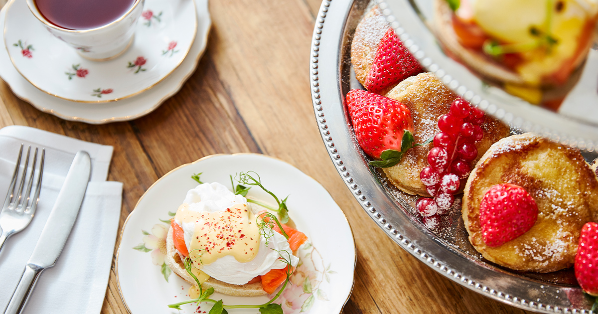 Join us this Mother’s Day and treat your Mum to a well-deserved mini brunch. Complete with a special gift per booking worth £150. 

Served from 11am-1pm, for a new take on mid-morning indulgence, especially for Mum ❤️🥞🥂.

#mothersday #afternoontea #prosecco #treatsformum