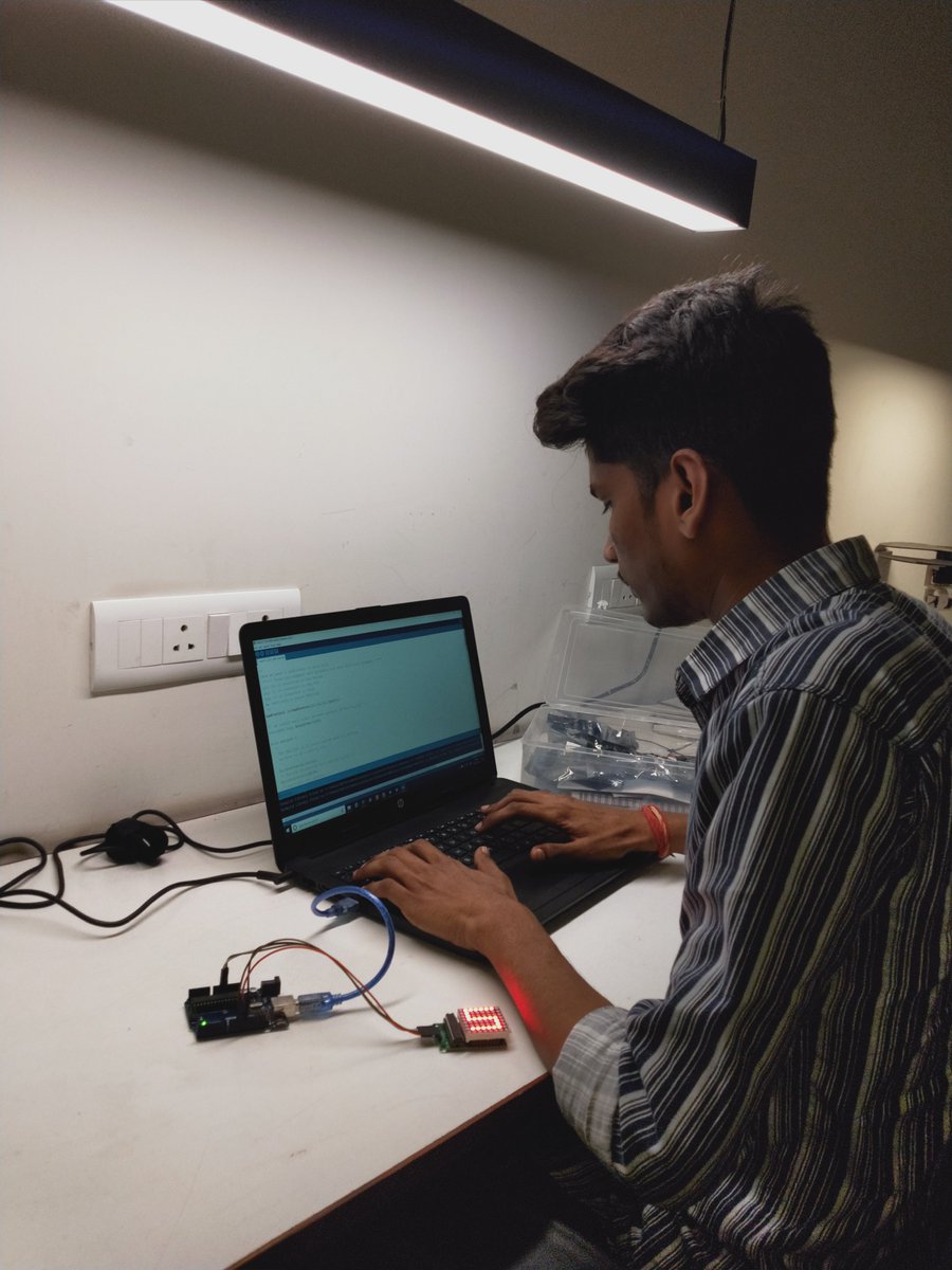 stembazaar's tweet image. We at CORECHAMP have Started our Industrial Training Program👨🏫for College Students. Here are the Glimpse of our 1st Batch where the Interns👨🔧 Learned about Drones, Arduino,Node MCU,made Various Projects on IOT,Robotics🤖etc...
#internship #startupindia #startup #trainingday #IoT