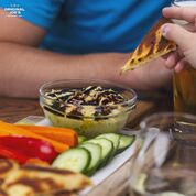 Summer is only a few months away..! Keep your beach bod happy with our hummus and naan!😎😋