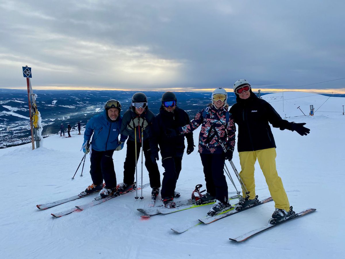 mraible's tweet photo. I had a fantastically fun February at @Jfokus and with @saturnism on our Rocky Mountain JUG Tour! 😃

⛷ https://t.co/2n2YROUpwL

#jfokus #jfokus2020 #oktadev #googlecloud #jugtour https://t.co/GgsZhjIAU5