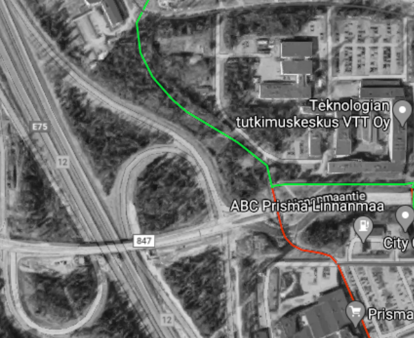 Turned out I had been on only a few 100m of unplowed section leading right into the grocery store and that I had arrived at this section in green. /15