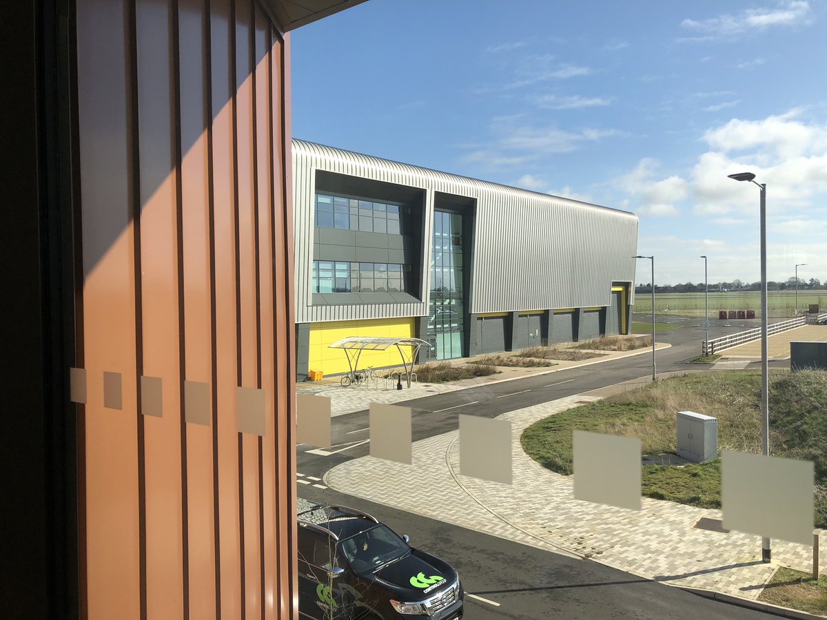 nickgcpmg's tweet photo. Very enjoyable tour @CranfieldUni today to see two of our recently completed buildings #AgriInformatics and #WaterScience - and also to see one of our favourites #AIRC - in the sunshine as well! #research #education #HE #RGCarter #Kier https://t.co/X9pV6Iw4ct