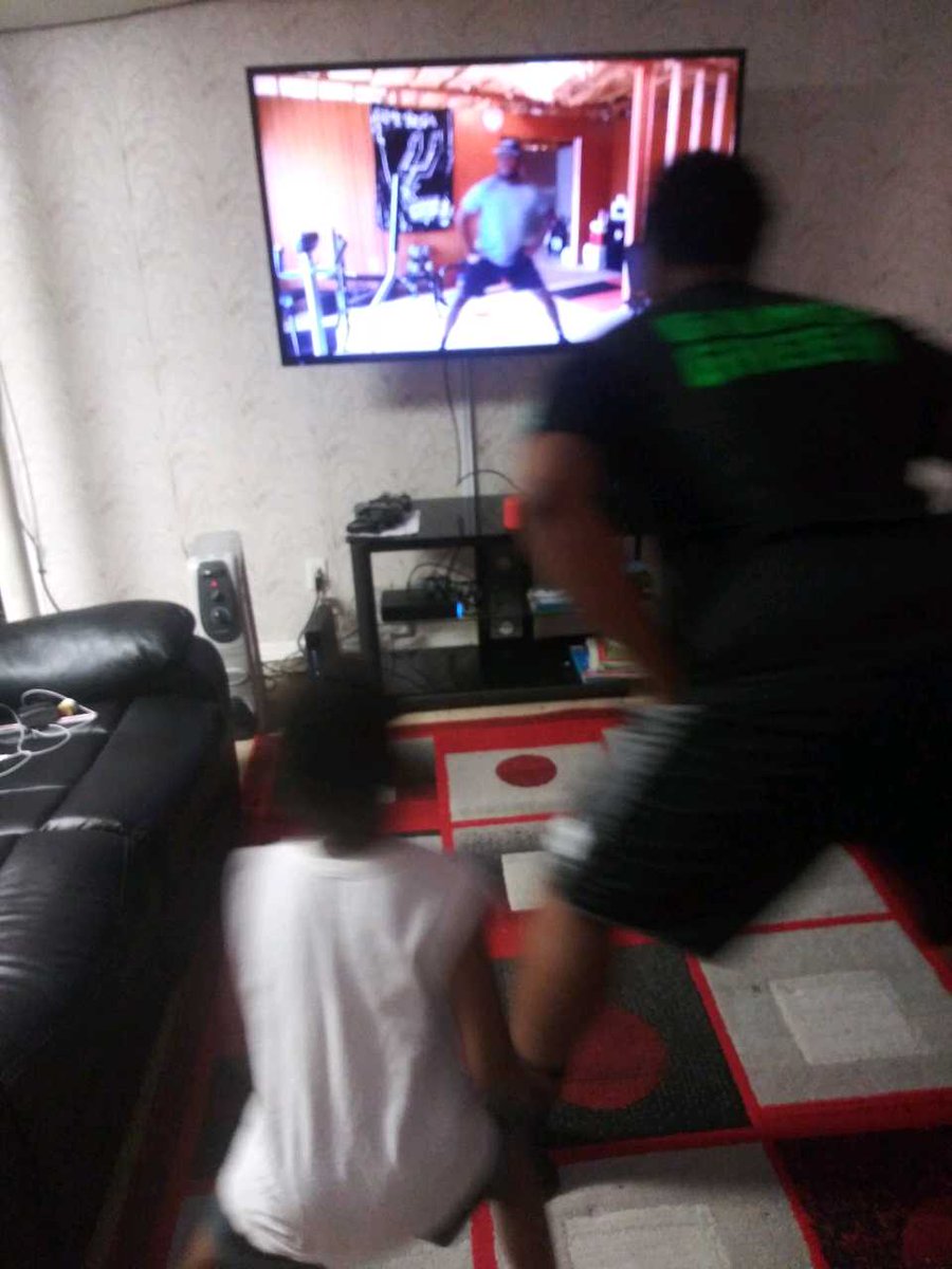 One of my eagles putting in work! I love it!! #Coachb4pe #FCSrising <a href="/FCS_HealthPE/">FCS Health & PE</a> <a href="/Parklane_ES/">Parklane Eagles</a> <a href="/BrigetteHardney/">Brigette Hardney</a>